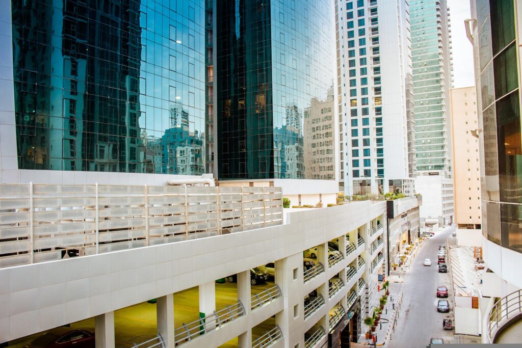 Lennot Bahrainiin 245 euroa