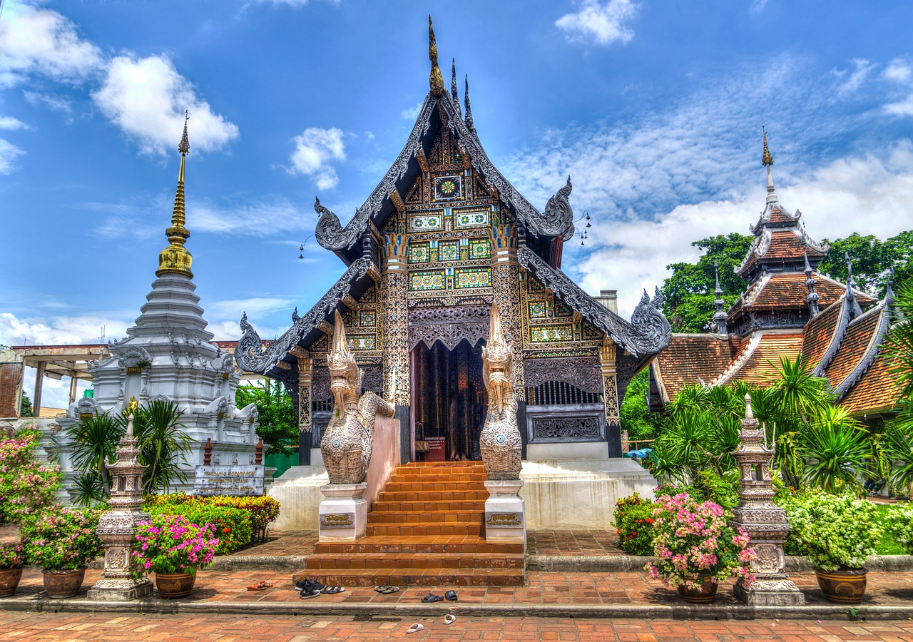 Matkabongaukset Lennot Chiang Maihin 589 euroa