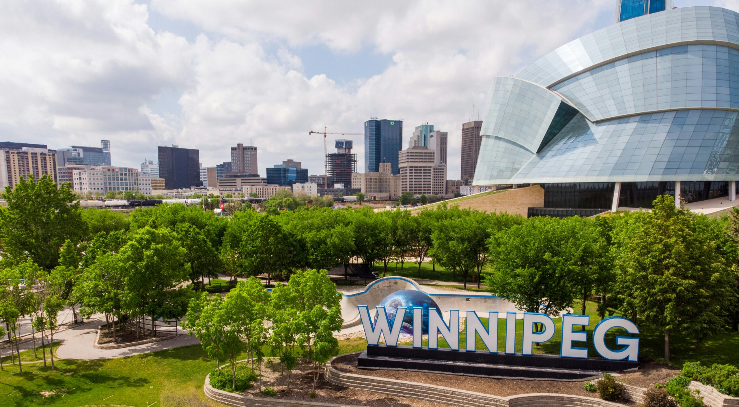 Matkabongaukset Lennot Winnipegiin 422 euroa